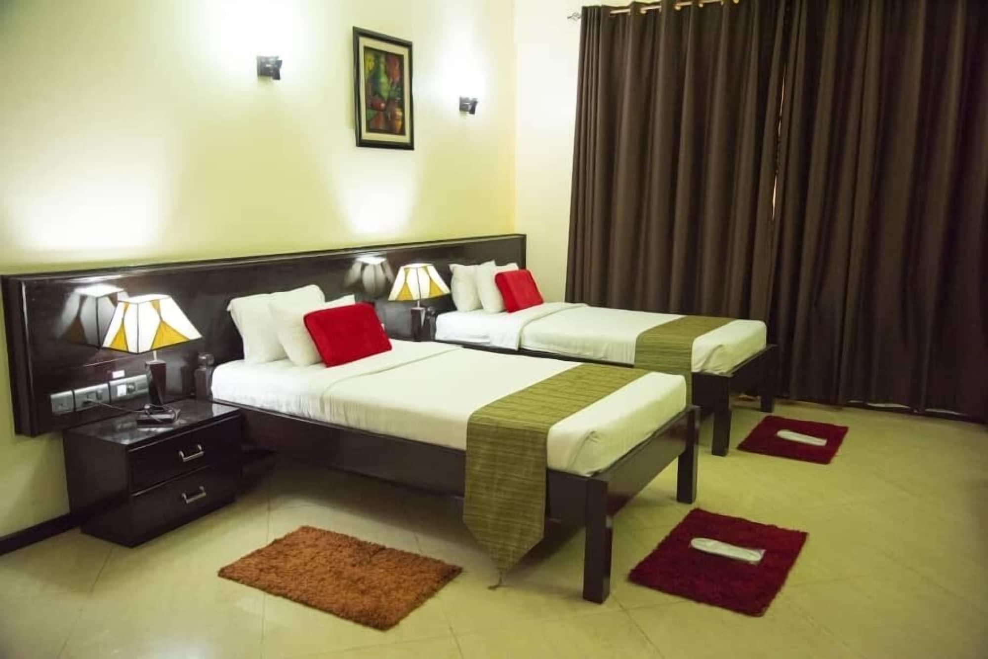Hotel Sapphire Dar es Salaam Ngoại thất bức ảnh