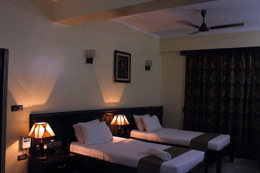 Hotel Sapphire Dar es Salaam Phòng bức ảnh